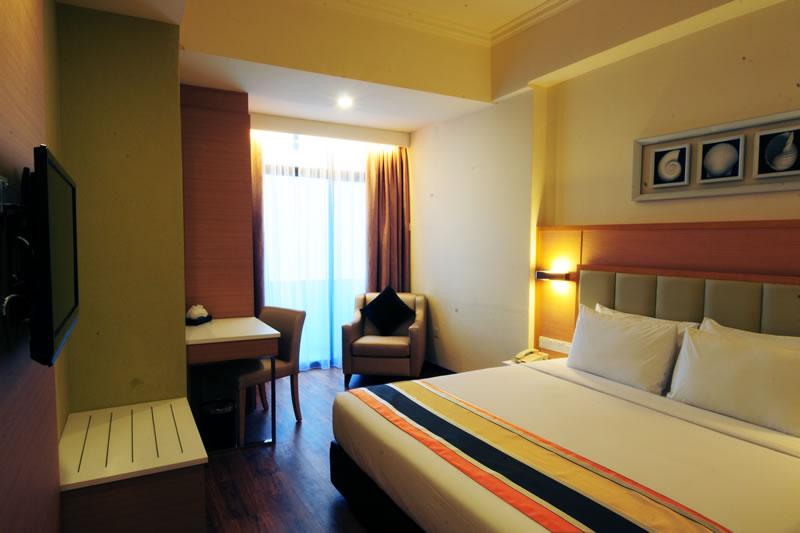 Hotel Sentral Seaview @ ​Beachfront Tanjung Bungah  Esterno foto