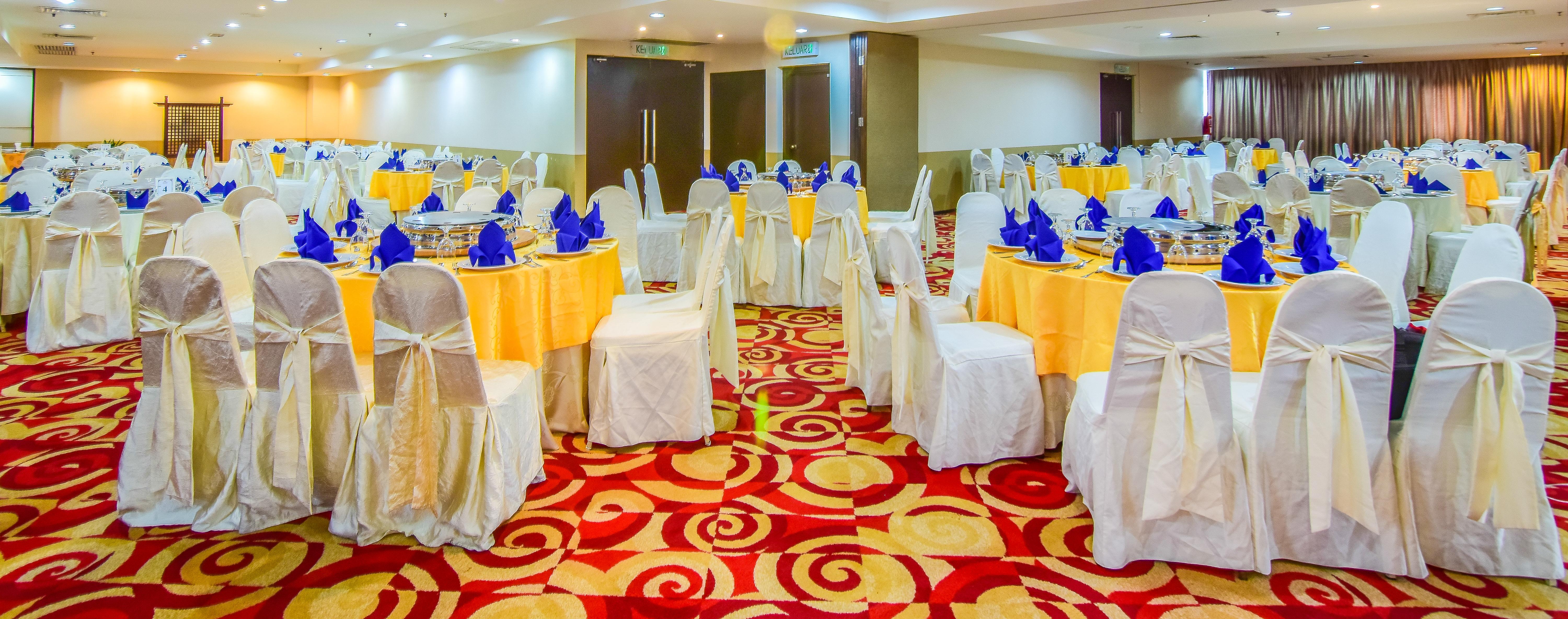 Hotel Sentral Seaview @ ​Beachfront Tanjung Bungah  Esterno foto
