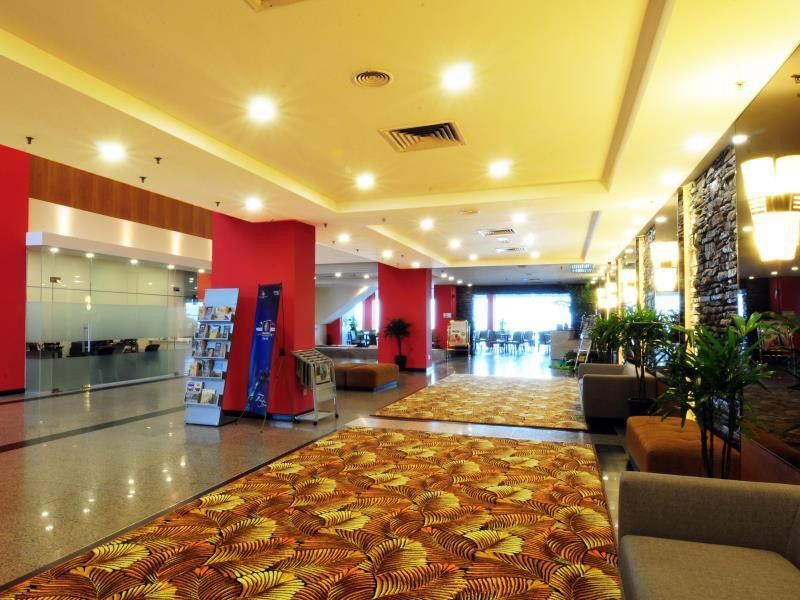 Hotel Sentral Seaview @ ​Beachfront Tanjung Bungah  Esterno foto