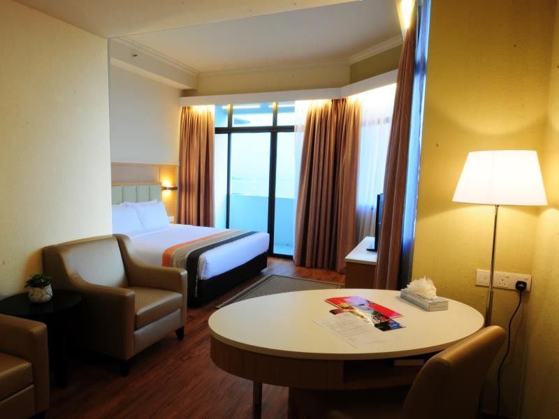 Hotel Sentral Seaview @ ​Beachfront Tanjung Bungah  Esterno foto