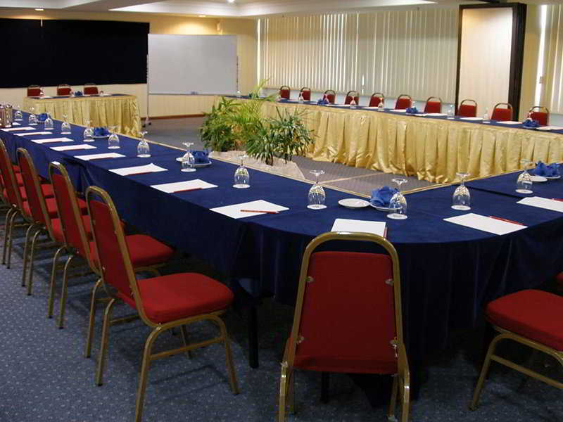 Hotel Sentral Seaview @ ​Beachfront Tanjung Bungah  Esterno foto